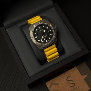 ساعت ویکتورینوکس مدل Dive Pro Quartz 241992 (کارکرده)