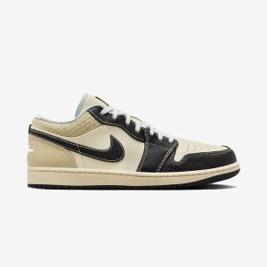 کفش نایکی مدل Nike Air Jordan 1 Low