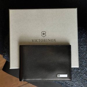 کیف پول ویکتورینوکس مدل AMSTERDAM WALLET
